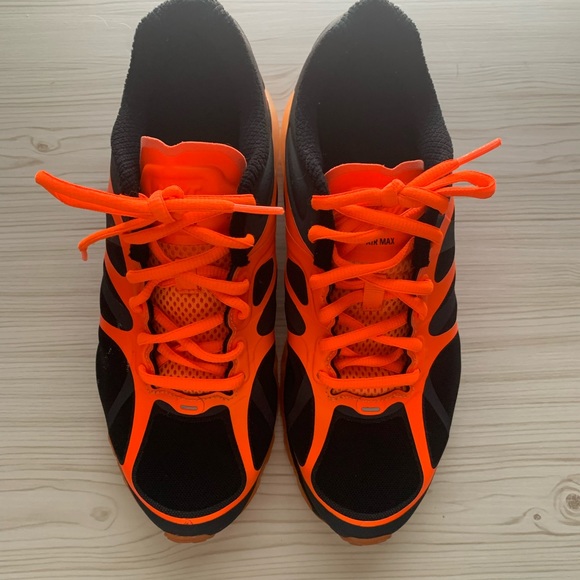 Orange and gray Airmax - Picture 3 of 7